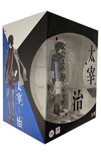 Load image into Gallery viewer, Stunning statue of Osamu Dazai from the popular anime series Bungo Stray Dogs. This premium statue is launched by Orange Rouge as part of their latest Re-Run collection. This statue is created in immense detail, showing Osamu posing in his suit. The Jacket and scarf is detachable, which allows you to mix and match. The creator did an fantastic job with this piece - Breathtaking. Made in Japan. This premium statue stands at 23cm tall, and packaged in a gift / collectible box.