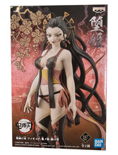 Load image into Gallery viewer, Daki - Demon Slayer - Kimetsu no Yaiba vol.8 figure - 16cm