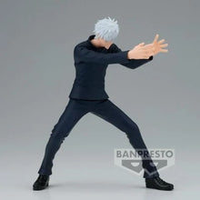 Load image into Gallery viewer, Remarkable statue of Satoru Gojo from the popular anime series Jujutsu Kaisen. This figure is launched by Banpresto as part of their latest Jufutsunowaza collection - vol.2   The creator did a excellent job creating this piece, showing Satoru Gojo posing in his uniform, ready to perform his curse technique. - Truly stunning !   This PVC statue stands at 17cm tall, and packaged in a gift/collectible box from Bandai.

