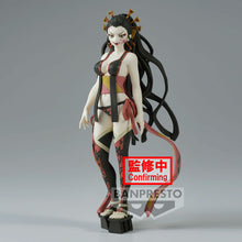 Load image into Gallery viewer, Free UK Royal Mail Tracked 24hr Delivery
New release by Bandai / Banpresto - Demon Slayer: Daki - Kimetsu No Yaiba Vol.8 figure. - Ver.A
This detailed PVC/ABS statue of the beautiful demon Daki stands at 16cm tall and comes in a premium gift box from Bandai.
Excellent gift for any Demon Slayer fan.
Official Brand: Banpresto/Bandai