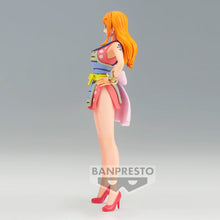 Load image into Gallery viewer, Free UK Royal Mail Tracked 24hr delivery
Elegant statue of Nami from the legendary anime series ONE PIECE. This fabulous statue is launched by Banpresto as part of their latest DFX collection - The Grandline Lady - vol.8.
The creator did a spectacular job with this piece, showing Nami posing beautifully in her dress and plated body armour. - Stunning !