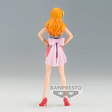 Load image into Gallery viewer, Free UK Royal Mail Tracked 24hr delivery
Elegant statue of Nami from the legendary anime series ONE PIECE. This fabulous statue is launched by Banpresto as part of their latest DFX collection - The Grandline Lady - vol.8.
The creator did a spectacular job with this piece, showing Nami posing beautifully in her dress and plated body armour. - Stunning !