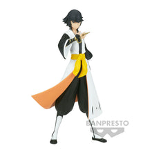 Load image into Gallery viewer, Free UK Royal Mail Tracked 24hr delivery
Striking statue of Sui-Feng (sometimes known as Soifon) from the legendary anime Bleach. This figure is launched by Banpresto as part of their latest Solid and Souls series.
This figure is created in excellent detail, showing Sui-Feng posing in her uniform - captain of the 2nd Division of the Gotei 13.