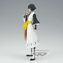 Load image into Gallery viewer, Free UK Royal Mail Tracked 24hr delivery
Striking statue of Sui-Feng (sometimes known as Soifon) from the legendary anime Bleach. This figure is launched by Banpresto as part of their latest Solid and Souls series.
This figure is created in excellent detail, showing Sui-Feng posing in her uniform - captain of the 2nd Division of the Gotei 13.