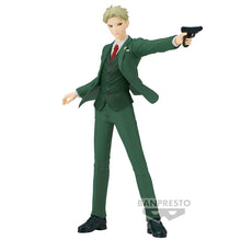 Load image into Gallery viewer, Free UK Royal Mail Tracked 24hr delivery
Striking statue of Loid Forger from the popular anime series Spy Family. This amazing statue is launched by Banpresto as part of their latest Vibration stars collection.
The creator has sculpted this piece remarkably, showing Loid Forger posing in action and holding his pistol. -Stunning!
This PVC statue stands at 17cm tall, and packaged in a gift/collectible box from Bandai.
Official brand: Banpresto / Bandai
EAN: 4983164886580
Excellent gift for any Spy Fa