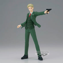 Load image into Gallery viewer, Free UK Royal Mail Tracked 24hr delivery
Striking statue of Loid Forger from the popular anime series Spy Family. This amazing statue is launched by Banpresto as part of their latest Vibration stars collection.
The creator has sculpted this piece remarkably, showing Loid Forger posing in action and holding his pistol. -Stunning!
This PVC statue stands at 17cm tall, and packaged in a gift/collectible box from Bandai.
Official brand: Banpresto / Bandai
EAN: 4983164886580
Excellent gift for any Spy Fa