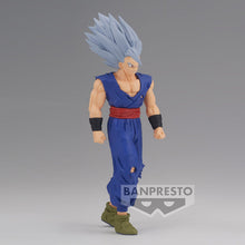 Load image into Gallery viewer, Free UK Royal Mail Tracked 24hr delivery    Striking statue of Son Gohan (Beast mode) from the legendary anime Dragon Ball Super. This figure is launched by Banpresto as part of their latest SOLID EDGE WORKS series vol.14.   The sculptor has completed this piece in spectacular fashion, showing Son Gohan posing in Beast mode (or Final Gohan), wearing his demon outfit, ready for battle. - Super cool !   This PVC statue stands at 19cm tall, and packaged in a gift/collectible box from Bandai. 
