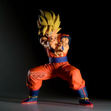 Load image into Gallery viewer, Free UK Royal Mail Tracked 24hr delivery
Awesom statue of Super Saiyan Son Goku from the legendary anime Dragon Ball Z. This figure is launched by Banpresto as part of their latest Grandista series.
The creator did a smashing job with this piece, showing Son Goku in his super saiyan form posing in battle, and ready to unleash his legendary attack (Kamehameha). -Stunning!
This PVC statue stands at 24cm tall, and packaged in a gift collectible box from Bandai.
Official brand: Banpresto / Bandai
EAN