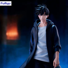 Load image into Gallery viewer, Free UK Royal Mail Tracked 24hr delivery
Striking statue of Sung Jin-woo from the popular anime Solo Leveling. This statue is launched by Good Smile Company as part of their latest FuRyu - Trio Try It collection.
This figure is created in excellent fashion, showing Sung Jin-woo posing stunningly in his black hooded jacket.
This PVC statue stands at 21cm tall, and packaged in a gift/collectible box from Good Smile Company.
Official brand: Good Smile Company
EAN: 4571623504702
Excellent gift for any