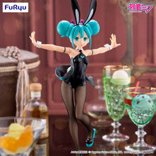 Load image into Gallery viewer, Free UK Royal Mail Tracked 24hr delivery
Elegant statue of Hatsune Miku (Global Vocaloid Superstar). This beautiful statue is launched by Good Smile Company as part of their latest FuRyu BiCute Bunnies collection.
The stunning statue of Hatsune Miku is created beautifully. The statue shows Miku posing in her bunnies outfit. -Stunning!
This PVC statue stands at 31cm tall, and packaged in a gift/collectible box from Good Smile Company.
Official brand: Good Smile Company
EAN: 4571623505303
Excellent gif