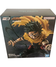 Load image into Gallery viewer, Free UK Royal Mail Tracked 24hr delivery
Striking statue of Izuku Midoriya from the popular anime My Hero Academia. This awesome figure is launched by Ichibansho Figure as part of their latest Masterlise series.
This remarkable statue is created in immense detail, showing Deku using his Black Whip quirk. -Stunning!
This PVC statue stands at 16cm tall, and packaged in a gift/collectible box from Bandai.
Official brand: Banpresto / Bandai
EAN: 4573102689580
Excellent gift for any My Hero Academia f