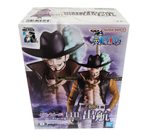 Load image into Gallery viewer, Free UK Royal Mail Tracked 24hr delivery
Stunning statue of Dracule Mihawk from the legendary anime ONE PIECE. This figure is launched by Banpresto as part of their latest "The Shukko" collection.
The creator completed this piece in excellent fashion, showing Dracule Mihawk posing amazingly in his uniform, and with his iconic weapon (one of the 12 Supreme Grade Blades) "Yoru" attached on his back.
This PVC statue stands at 16cm tall, and packaged in a gift/collectible box from Bandai.
Official brand: