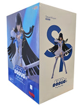 Load image into Gallery viewer, SATSUKI KIRYUIN COMMANDS THE BATTLEFIELD
Bring the commanding presence of Satsuki Kiryuin to your collection with this officially licensed POP UP PARADE SP Figure from Kill la Kill, produced by Good Smile Company.
Satsuki is captured in an imposing battle-ready stance, wearing her striking white Junketsu uniform while preparing to draw her signature katana. Her intense expression, flowing dark hair and uncompromising posture perfectly reflect the confidence and authority that make her one of Kill la Kill's