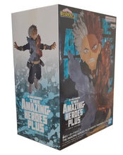 Load image into Gallery viewer, Free UK Royal Mail Tracked 24hr delivery
Striking statue of Shoto Todoroki from the popular anime series My Hero Academia. This stunning figure is launch by Banpresto as part of their latest Amazing Heroes collection.
This statue is created in excellent fashion, showing Shoto posing in battle mode, unleashing his powers.
This PVC figure stands at 12cm tall (base and stand included) and packaged in a gift / collectible box from Bandai.