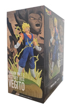 Load image into Gallery viewer, Vegito Super Saiyan - Dragon Ball Z - History Box figure - 17cm
