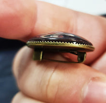 Load image into Gallery viewer, Free UK Royal Mail 24hr delivery Premium acrylic badge/pin adapted from the popular anime series One Piece. It is packaged in a cute see-through pouch. Specifications: Diameter: 2.5cm Material: High quality acrylic Excellent gift for any One Piece fan.