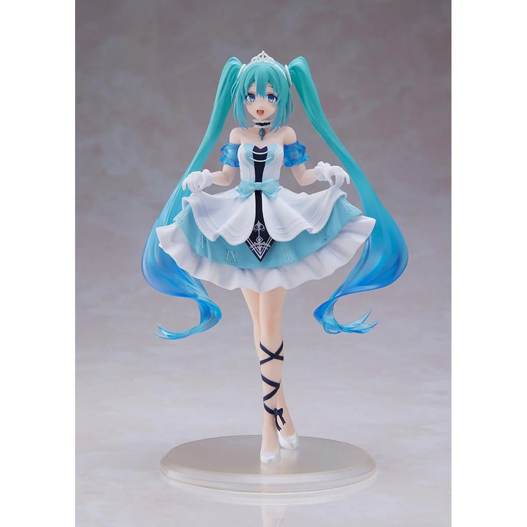 Free UK Royal Mail Tracked 24hr delivery 

Beautiful statue of Hatsune Miku (Global Vocaloid Superstar). This gorgeous statue is launched by Taito figures as part of their latest Wonderland Cinderella collection. 

This creator did a smashing job with this piece, showing Hatsune Miku posing elegantly in her Cinderella outfit. -Stunning! 

This PVC statue stands at 18cm tall, and packaged in a gift/collectible box from Taito figures. 

Official brand: Taito

EAN: 840342403653

Excellent gift for any Hatsune 