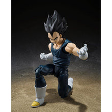 Load image into Gallery viewer, Free UK Royal Mail Tracked 24hr Delivery   

Spectacular statue of Vegeta from the the legendary anime Dragon Ball Super. This premium figure is launched by Tamashii Nations as part of their new S.H.Figuarts release.  

The set comes with three additional facial expressions, premium articulated figure of Vegeta (14 point articulation), three facial plats, and Three left and four right optional hands. 
