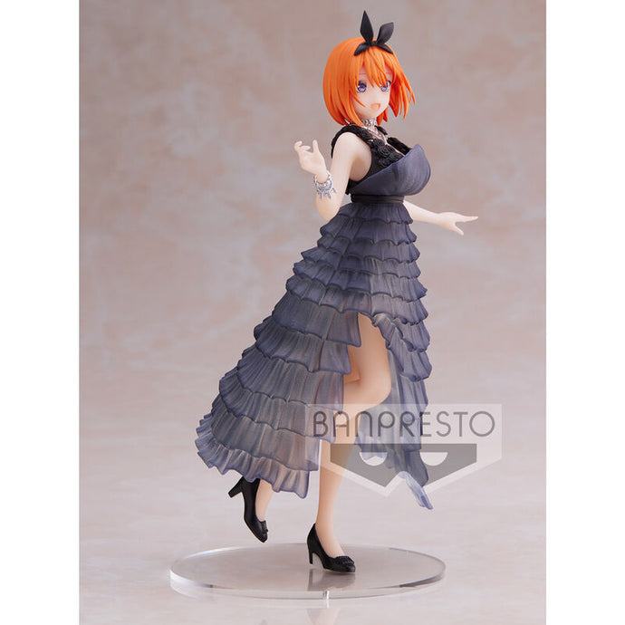 Free Royal Mail Tracked 24hr delivery 

Beautiful statue of Yotsuba Nakano (Fourth sister of the Nakano quintuplets) from the popular anime The Quintessential Quintuplets. This figure is launched by Banpresto as part of the latest Kyunties series. 

The figure is sculpted stunningly, showing Yotsuba posing elegantly in her black dress, and wearing her black heels. 