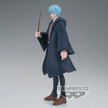 Load image into Gallery viewer, Free UK Royal Mail Tracked 24hr delivery

Super cool statue of Lance Crown from the popular anime Lance Crown. This figure is launched by Banpresto as part of their latest DXF collection.

The creator did an amazing job creating this piece, showing Lance Crown posing in his Eastern Magic academy uniform, and holding his wand -Stunning!

This PVC statue stands at 18cm tall, and packaged in a gift/collectible box from Bandai.

Official brand: Banpresto / Bandai

EAN: 4983164882605

Excellent gift for an
