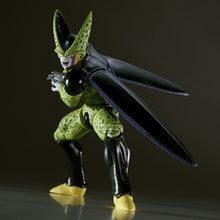 Load image into Gallery viewer, Free UK Royal Mail Tracked 24hr delivery 

Striking statue of Perfect Cell from the legendary anime Dragon Ball Z. This spectacular statue of Cell (in his Perfect form) is launched by Banpresto as part of their latest Match Makers collection. 

This figure is created in amazing fashion, showing Cell posing in his Perfect form in battle. - Stunning! 

This PVC statue stands at 14cm tall, comes with a stand, and packaged in a gift / collectible box from Bandai.

Official brand: Banpresto / Bandai 

EAN: 49831
