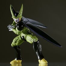 Load image into Gallery viewer, Free UK Royal Mail Tracked 24hr delivery 

Striking statue of Perfect Cell from the legendary anime Dragon Ball Z. This spectacular statue of Cell (in his Perfect form) is launched by Banpresto as part of their latest Match Makers collection. 

This figure is created in amazing fashion, showing Cell posing in his Perfect form in battle. - Stunning! 

This PVC statue stands at 14cm tall, comes with a stand, and packaged in a gift / collectible box from Bandai.

Official brand: Banpresto / Bandai 

EAN: 49831
