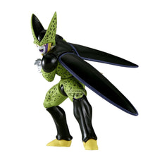 Load image into Gallery viewer, Free UK Royal Mail Tracked 24hr delivery 

Striking statue of Perfect Cell from the legendary anime Dragon Ball Z. This spectacular statue of Cell (in his Perfect form) is launched by Banpresto as part of their latest Match Makers collection. 

This figure is created in amazing fashion, showing Cell posing in his Perfect form in battle. - Stunning! 

This PVC statue stands at 14cm tall, comes with a stand, and packaged in a gift / collectible box from Bandai.

Official brand: Banpresto / Bandai 

EAN: 49831
