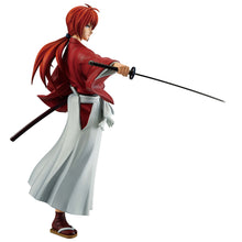 Load image into Gallery viewer, Free UK Royal Mail Tracked 24hr delivery

Striking statue of Kenshin Himura (Battousai the Manslayer) from the legendary anime Rurouni Kenshin. This beautiful statue is launched by ICHIBANSHO figure as part of their latest Meji Swordsman Romantic Story collection. 

The creator has created this in excellent fashion, showing Kenshin Himura posing in his famous red samurai kimono, drawing his sword. -Stunning! 

This PVC statue stands at 24cm tall, and packaged in a gift/collectible box from Bandai.

Official

