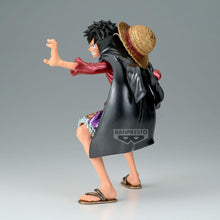 Load image into Gallery viewer, Free UK Royal Mail Tracked 24hr delivery  

Stunning statue of Monkey D. Luffy from the legendary anime series One Piece. This amazing statue is launched by Banpresto as part of their latest King Of Artist collection - Special Edition. 

The creator has completed this piece remarkably,  showing Monkey D. Luffy posing in battle, and releasing his Armament Haki. - Stunning! 

This PVC statue stands at 19cm tall, and packaged in a beautiful gift/collectible box from Bandai. 

Official brand: Bandai / Banpresto
