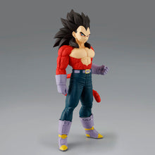 Load image into Gallery viewer, Free UK Royal Mail Tracked 24hr delivery 

Remarkable statue of Vegeta (Super Saiyan 4) from the legendary anime Dragon Ball GT. This awesome figure is launched by Banpresto as part of their latest Solid Edge Works collection.

The creator had sculpted this piece in immense detail, showing Vegeta posing in his Super Saiyan 4 form. -Stunning! 

This PVC statue stands at 21cm tall, and packaged in a gift/collectible box from Bandai.

Official brand: Banpresto / Bandai

EAN: 4983164299045

Excellent gift for a
