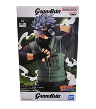Load image into Gallery viewer, Free UK Royal Mail Tracked 24hr delivery  

Remarkable statue of Kakashi Hatake from the legendary anime series Naruto. This figure is launched by Banpresto as part of their latest Grandista series. 

This figure is created in excellent detail, showing Kakashi posing strikingly in his battle uniform. -Stunning! 

This PVC statue stands at 23cm tall, and packaged in a gift collectible box from Bandai. 

Official brand: Banpresto / Bandai 

EAN: 4983164290639
