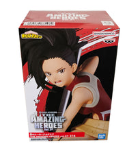 Load image into Gallery viewer, Free UK Royal Mail Tracked 24hr delivery

Fabulous statue of Momo Yaoyorozu from the popular anime series My Hero Academia. This statue is launched by Banpresto as part of their latest Amazing Heroes collection. 

This statue is created in excellent detail, showing Momo (Everything Hero: Creati) posing in battle mode, holding her weapon. 
