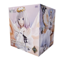 Load image into Gallery viewer, Free Royal Mail Tracked 24hr delivery  

Adorable statue of Oberon Vortigern from the popular anime series Fate/Grand Order. This stunning figure is launched by Good Smile Company as part of their latest Noodle Stopper Collection.

The creator did an amazing job with this piece, showing Oberon Vortigern (Pretender Class Servan) posing beautifully in butterfly wings and white dress. -Stunning! 

This PVC statue stands at 17cm tall, and packaged in a gift/collectible box from Good Smile Company. 

Official br
