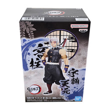 Load image into Gallery viewer, Stunning statue of Tengen Uzui from the popular anime series Demon Slayer. This fabulous figure is launched by Bapresto as part of their latest Kimetsu no Yaiba EX collection.   This figure is created beautifully, showing Tengen posing stunningly in his hashira uniform, with his dual chained blades attached on his back, and his Sound breathing symbol around the stand. 
